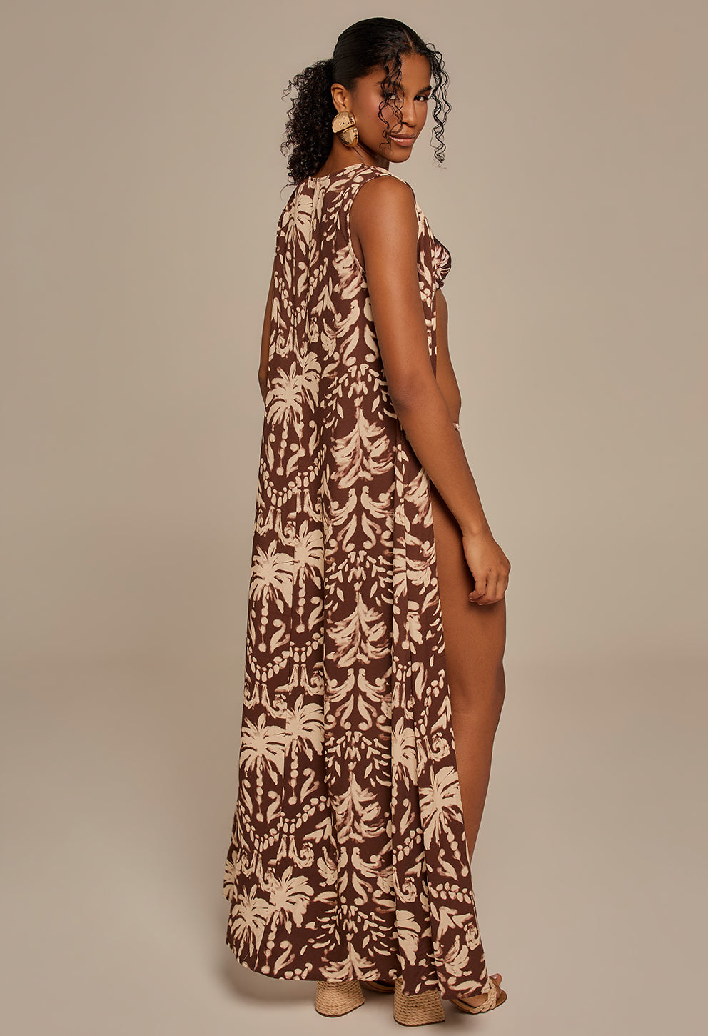 Saída Jes Raízes Marrom