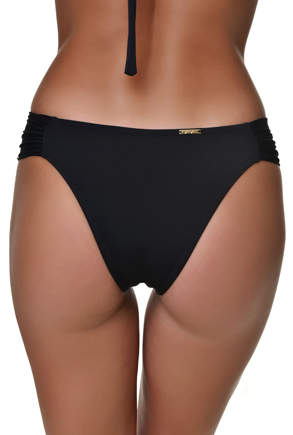 Calcinha borboleta intermediaria preta com detalhe metálico vista traseira