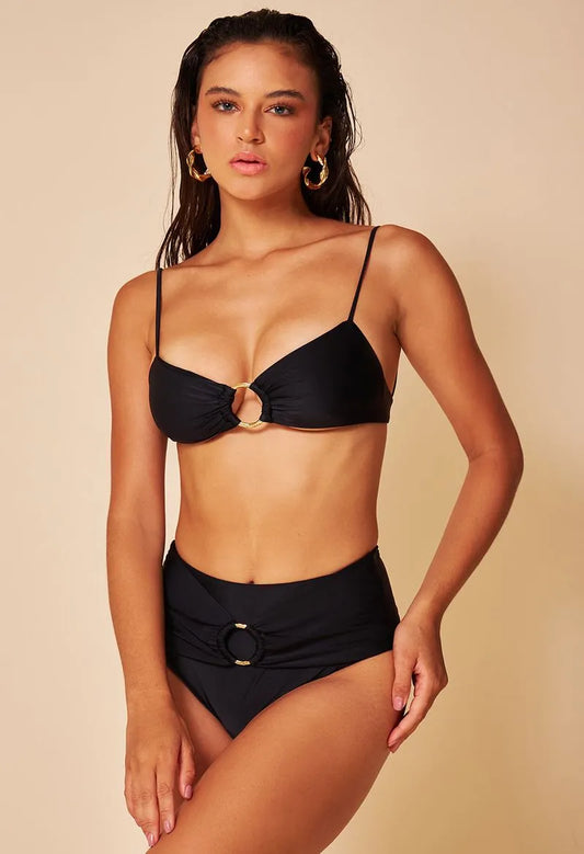 Top Karina Com Argola Preto