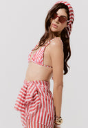 Top Anne Com Avi Peixe Raya