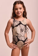 Maiô infantil estampado com recorte lateral, modelo Ester Infantil Sublime na cor bege e preto.